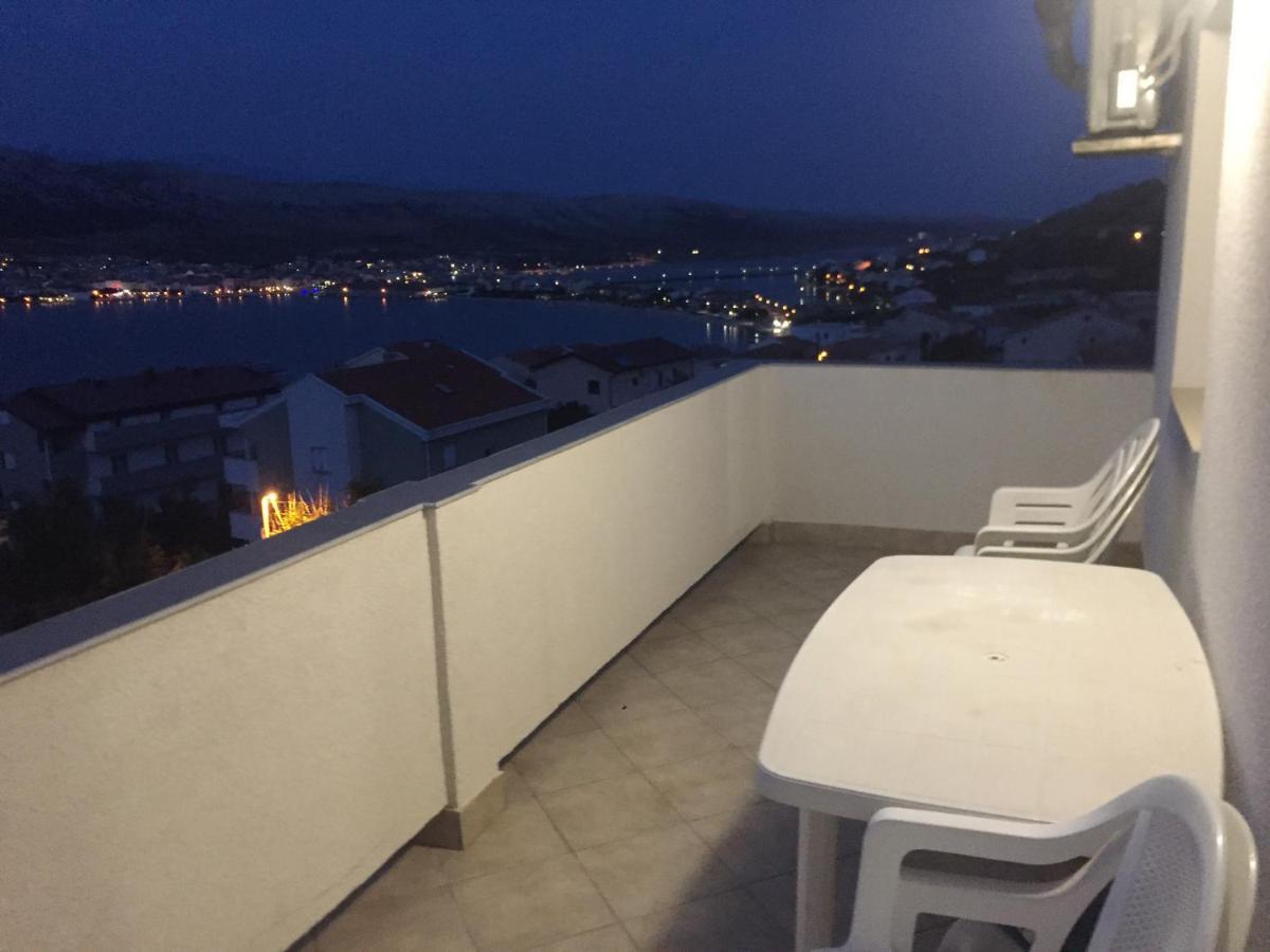 Apartmani Nerko Pag Town Exterior photo